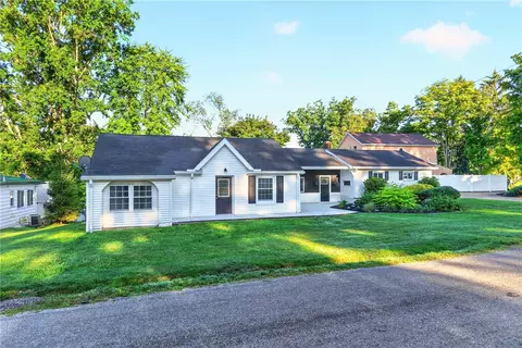 11753 Oakwood Rd, Conneaut Lake, PA 16316