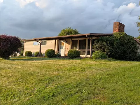 35 Janyce, Greensburg, PA 15601
