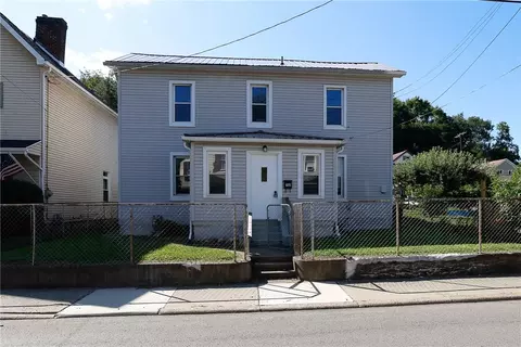 750 Grove Ave, New Brighton, PA 15066