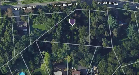 1 New England Rd, West Mifflin, PA 15122