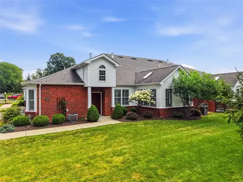 2403 Eloquent Ln, Valencia, PA 16059