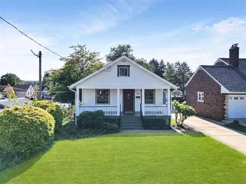 407 Darlington Rd, Beaver Falls, PA 15010