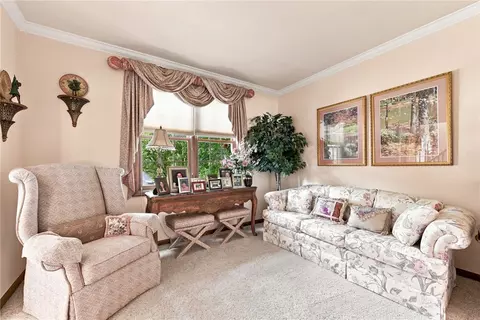 Living - 9551 Downing Pl, Irwin, PA 15642 photo 1 of 5