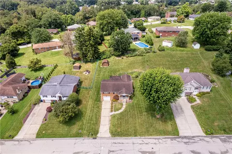 View/Area - 10547 Melrose Dr, North Huntingdon, PA 15642 photo 2 of 9