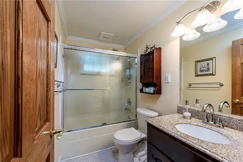 Bath - 10547 Melrose Dr, North Huntingdon, PA 15642 photo 2 of 2