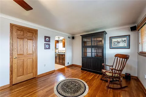 Living - 10547 Melrose Dr, North Huntingdon, PA 15642 photo 4 of 4
