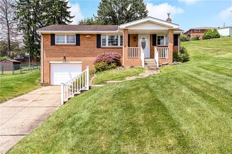 Exterior - 10547 Melrose Dr, North Huntingdon, PA 15642 photo 2 of 7