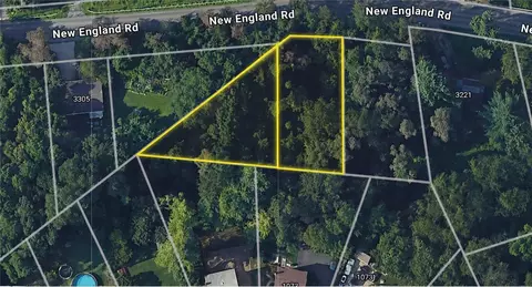 2 New England Rd, West Mifflin, PA 15122
