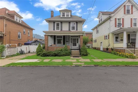 303 6th St, New Brighton, PA 15066