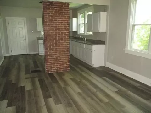 Living - 454 2nd Ave, New Eagle, PA 15067 photo 2 of 2