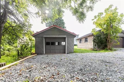 Exterior - 127 Braddock Rd, Mount Pleasant, PA 15666 photo 7 of 11