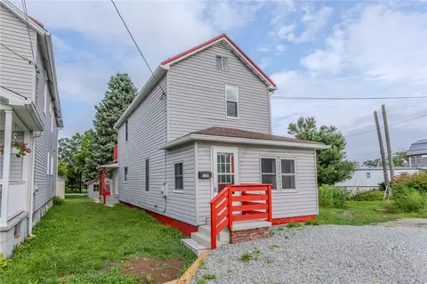 Exterior - 127 Braddock Rd, Mount Pleasant, PA 15666 photo 3 of 11