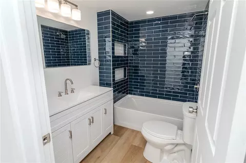 Bath - 127 Braddock Rd, Mount Pleasant, PA 15666 photo 3 of 7