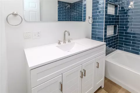Bath - 127 Braddock Rd, Mount Pleasant, PA 15666 photo 5 of 7