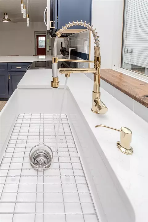 Kitchen - 127 Braddock Rd, Mount Pleasant, PA 15666 photo 5 of 5