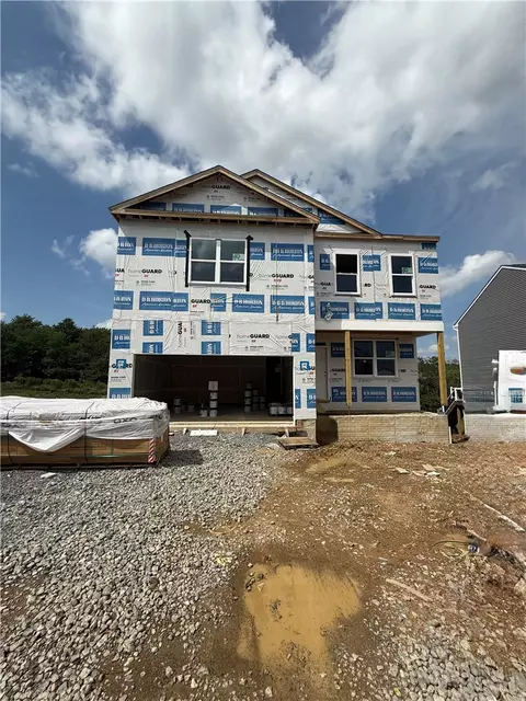 133 Smith Ln, Beaver Falls, PA 15010