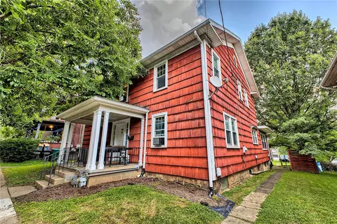 349 S 351 353 S 6th St, Indiana, PA 15701