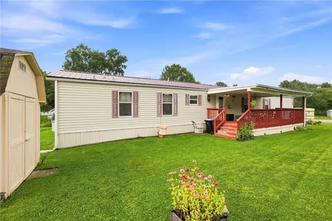 1770 Pine Hollow Blvd #47, Hermitage, PA 16148