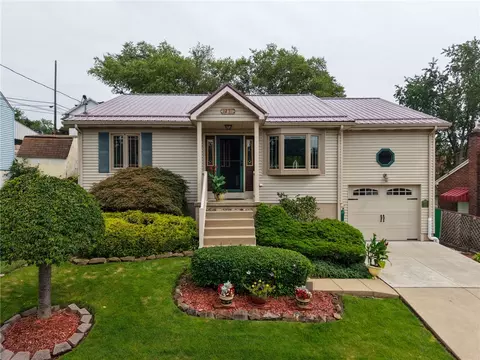 1239 Holmes St, Mckees Rocks, PA 15136