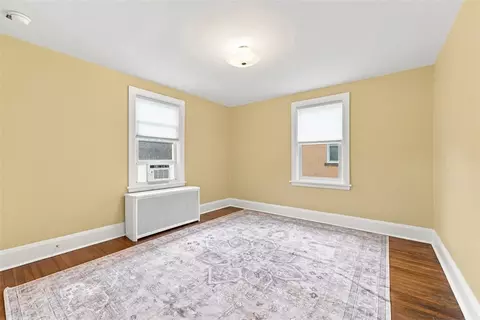 Bedroom - 722 Fairview Ave, Irwin, PA 15642 photo 2 of 3