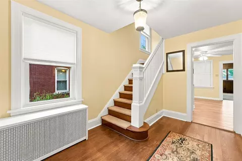 Entry Way - 722 Fairview Ave, Irwin, PA 15642 photo 1 of 2