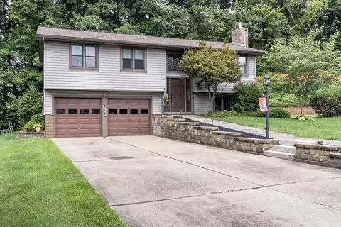 68 Kathleen Dr, Mckees Rocks, PA 15136