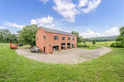 2318 Fleming Rd, Indiana, PA 15701