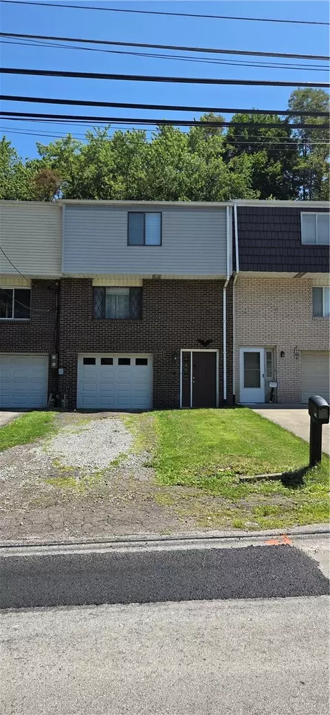 319 Mckee Rd, North Versailles, PA 15137
