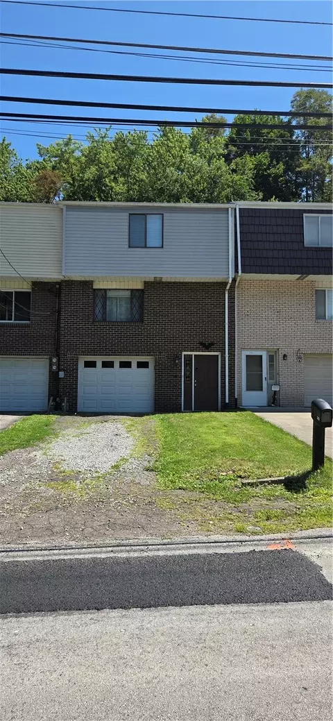 319 Mckee Rd, North Versailles, PA 15137