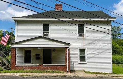 1879 Romine, Port Vue, PA 15133