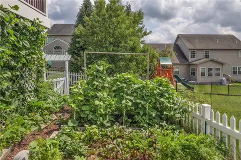 Exterior - 213 Windham Ln, Mars, PA 16046 photo 8 of 12