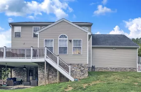 Exterior - 213 Windham Ln, Mars, PA 16046 photo 6 of 12