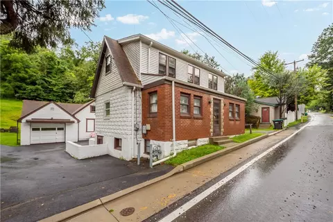 6611 Library Rd, South Park, PA 15129
