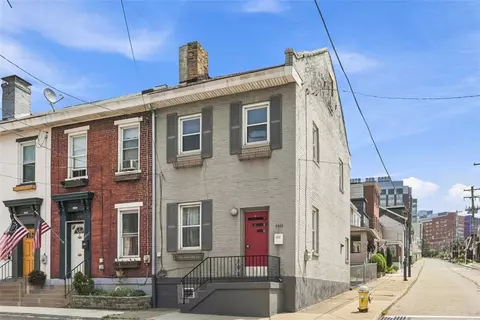 4400 Davison St, Pittsburgh, PA 15201