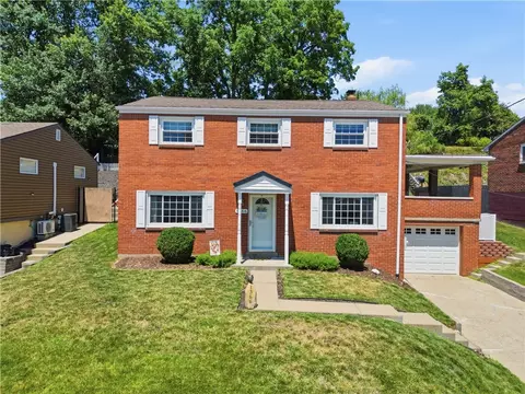 1366 Meadowlark Dr, Pittsburgh, PA 15243