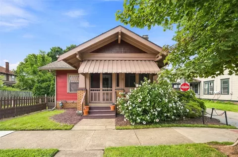 1005 11th St, New Brighton, PA 15066