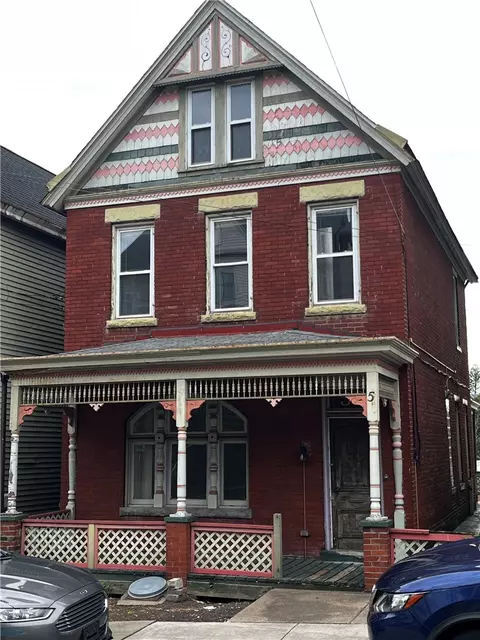 58 Greenbush St, Pittsburgh, PA 15211