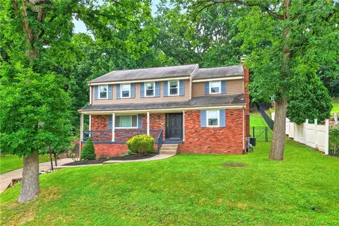 214 Dombey Dr, Pittsburgh, PA 15237