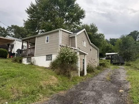 1227 Davis Ave, Washington, PA 15301