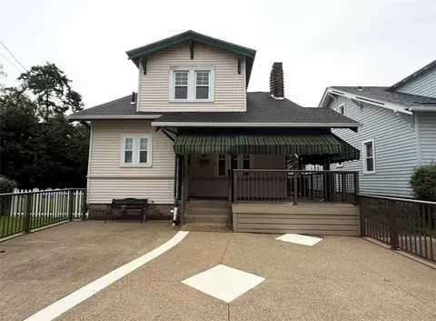 89 Central Ln, Ambridge, PA 15003