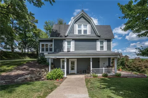 870 Sugar Run Rd, Waynesburg, PA 15370