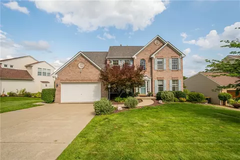 197 Valley View Dr, Belle Vernon, PA 15012