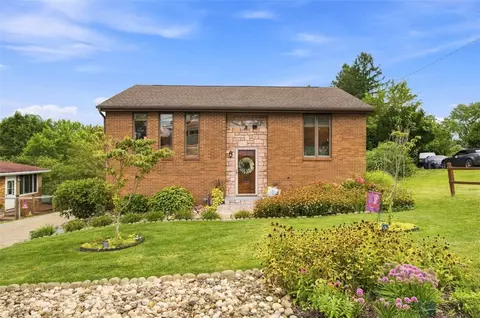 1225 Clark St, White Oak, PA 15131