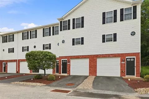 260 Creekview Ln, Oakdale, PA 15071