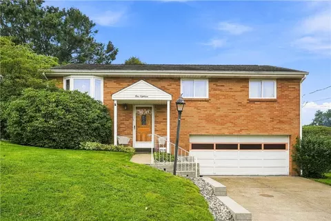118 Mayer Dr, Oakdale, PA 15071