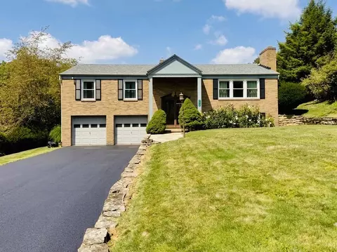 1339 Old Meadow Rd, Pittsburgh, PA 15241