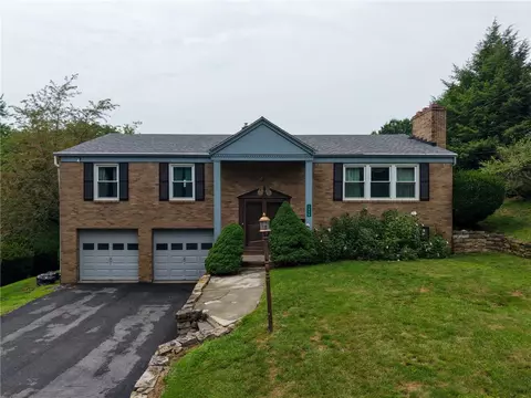 1339 Old Meadow Rd, Pittsburgh, PA 15241