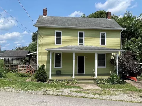 306 Clear St, Greensboro, PA 15338