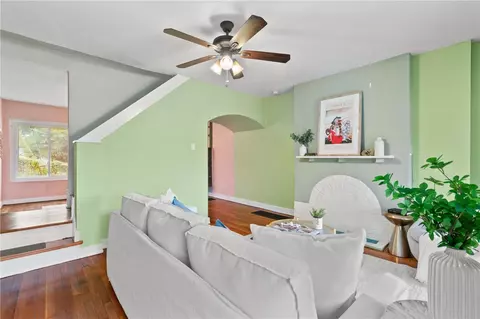 1659 Jancey St, Pittsburgh, PA 15206