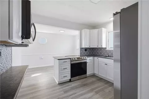 Kitchen - 20 2nd St, Irwin, PA 15642 photo 3 of 4